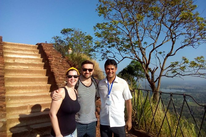 Day tour to Sigiriya - Sigiriya Rock Fortress guided visit: what to expect at Lion Rock