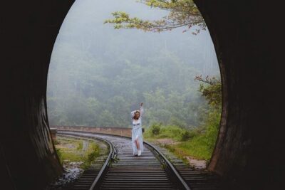 Day trip to ELLA & LIPTON's SEAT with Train Ride [ALL INCLUSIVE] - Ravana Ella Falls: the classic start (and a bit of hiking)