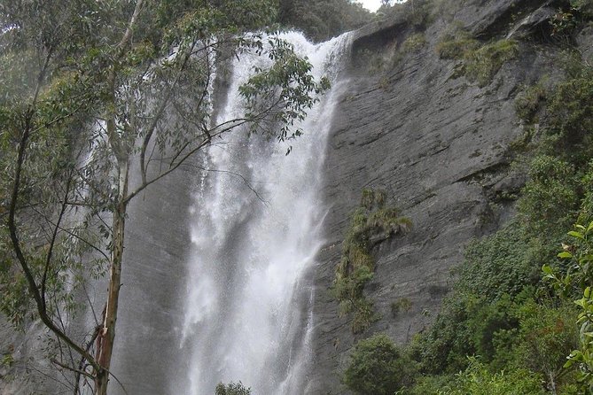 Day Trip to Nuwara eliya from Kandy - Hanuman Temple viewpoint: calm, spiritual, and highland views