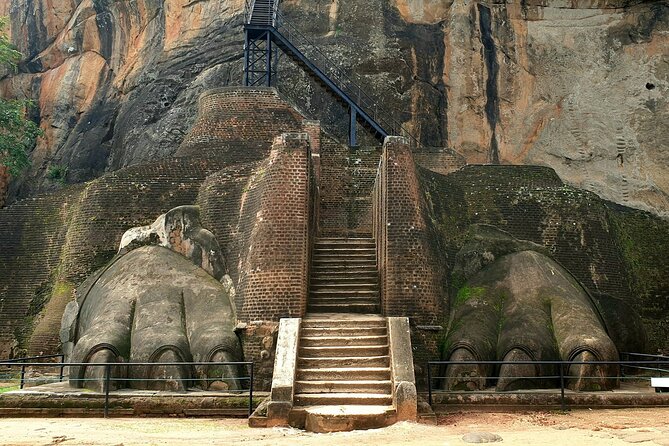 Day Trips from Kandy to Sigiriya with Village Experiences - Village experiences in Anura: catamaran, bullock cart, and a cookery demo