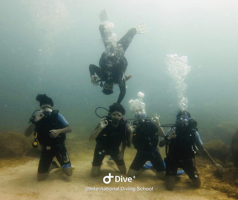 Discover Scuba Diving : Hikkaduwa : Scuba Diving - Calm-Water Practice in a Pool or Shallow Lagoon