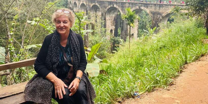 Discover the Best of Sri Lanka in 2 Days - Tea-country time in Ramboda/Nuwara Eliya: Old Post Office and a real tea session
