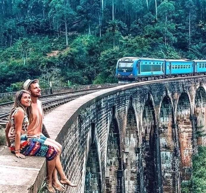 Ella: 9 Arches Bridge, Little Adam's Peak, Tea Factory, Food - Quick reasons this Ella tour works