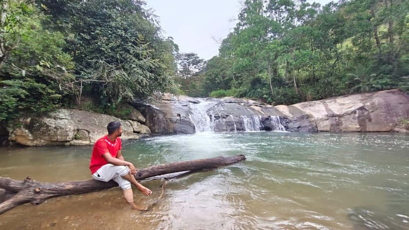 Ella: All-Inclusive Diyaluma and Ravana Waterfalls Day Tour - Ravana Falls: the misty 25-meter kickoff from Ella