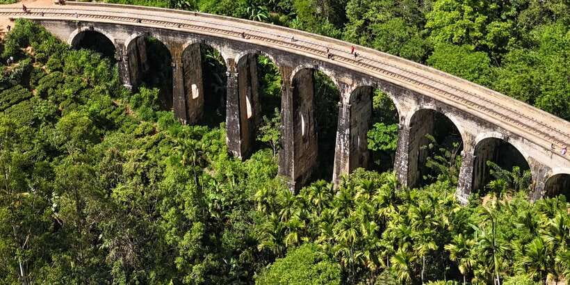 Ella: Little Adam's Peak, Nine Arches Bridge & Waterfalls - When Nil Diya Pokuna is closed: how the tour still delivers waterfalls