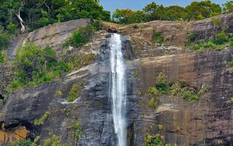 Ella: Ravana and Upper Diyaluma Falls Guided Tour - Ella Tuk-Tuk Waterfall Day: Ravana to Upper Diyaluma in About 6 Hours