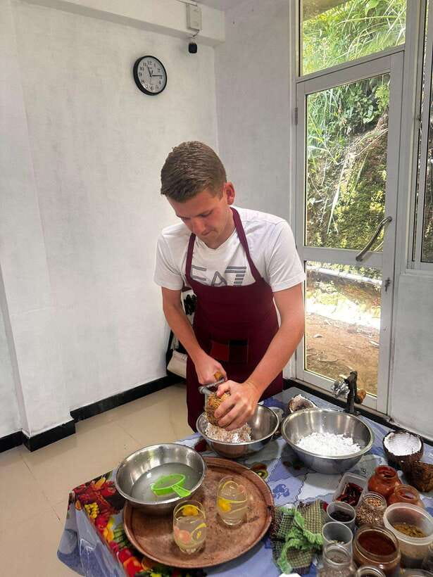 Ella: Sri Lankan Authentic Cooking expirience - A Traditional Home Kitchen in Eastern Sri Lanka