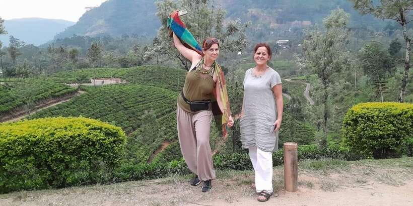 Ella: Tea Factory and Nine Arch Day Tour with Pickup - Ravana Pool Club break: where the day cools down