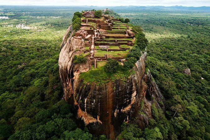 Experience the Beauty and History of Sri Lanka - Key highlights worth knowing