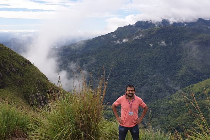 Explore Sri Lanka (self- arranged accommodation) - Sunrise Balloon, Kandy Gardens, and the Temple of the Tooth