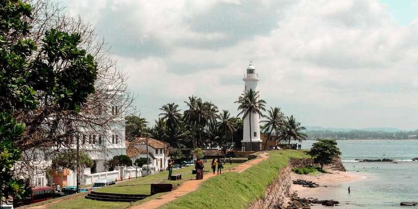 From Colombo: Day Trip to Galle City, Koggala and Unawatuna - Koggala Stilt Fishermen: The Iconic Ocean Show You’ll Actually Understand