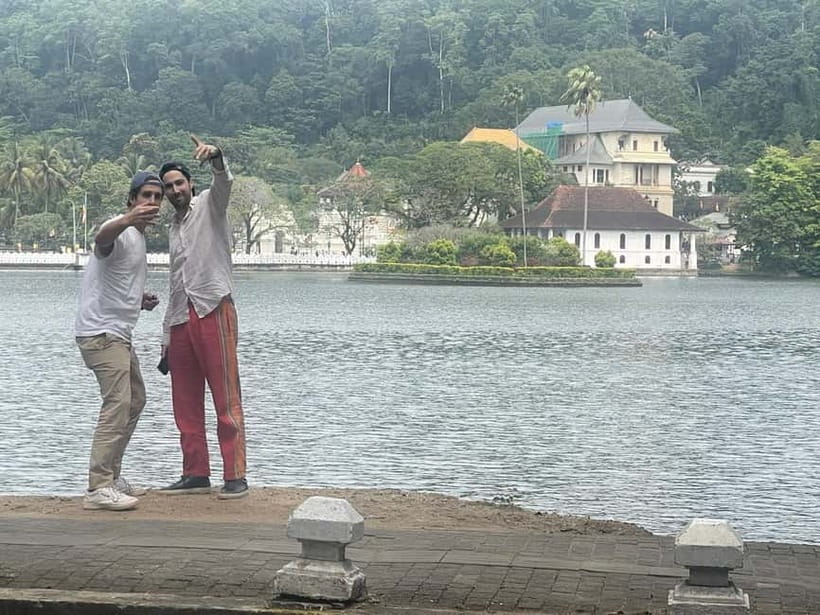 From Colombo: Kandy, Pinnawala and Tea Factory Full-Day Trip - The drive to Pinnawala: when the day starts early and stays comfortable