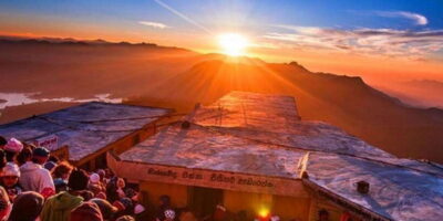 From Colombo/Negombo: Summit Thrills, Adams Peak Guided Hike - From Colombo or Negombo to Nallatanniya: Your Starting Line