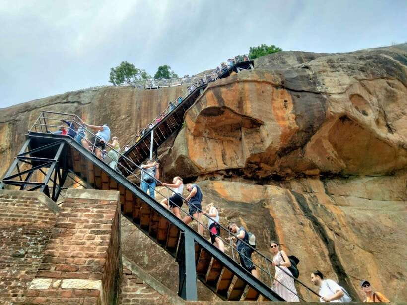 From Colombo: Sigiriya Rock, Dambulla & Minneriya 4x4 Safari - Herbal and spice garden stop: a practical souvenir break