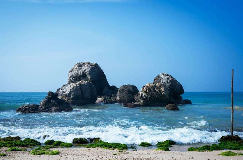 From Colombo to Galle Fort and Jungle Beach Day Trip - Tsunami Village Visit: A Learning Moment That Stays With You