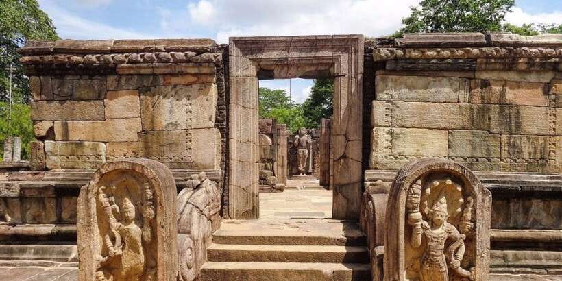 From Dambulla/ Sigiriya: Ancient City of Polonnaruwa by Bike - Should You Book This Bike Tour to Polonnaruwa?