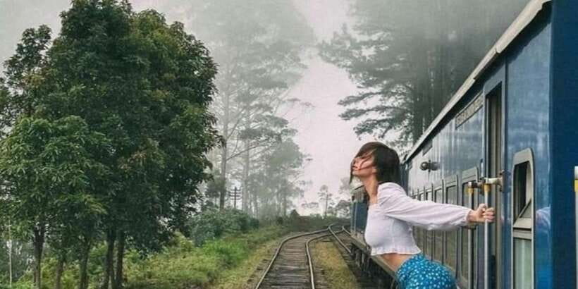 From Ella -Unforgettable Day Trip of 8 Sights & Train - Little Adam’s Peak: the final climb for big sky views