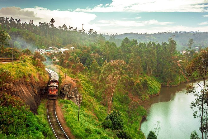 From Kandy: First Class Scenic Train Ticket To Ella - First class Kandy to Ella: what you’re buying for real