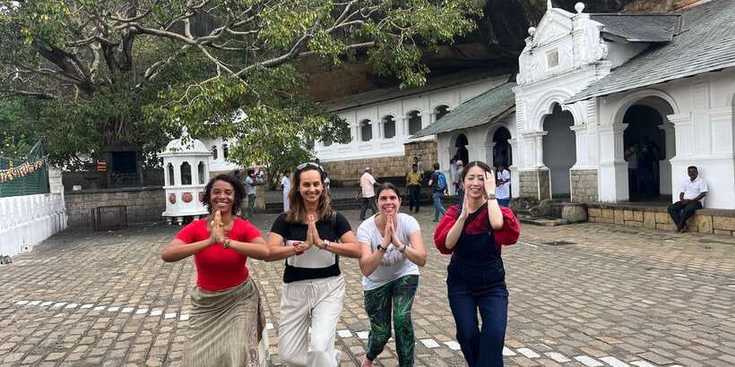 From Kandy: Sigiriya and Dambulla Day Trip and Safari - Entering the Kandy-to-Sigiriya route with real logistics
