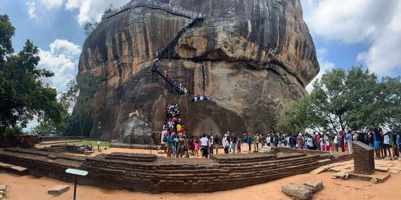 From Kandy: Sigiriya, Dambulla and Minneriya Private Tour - Hotel pickup and private air-conditioned driving: comfort you’ll notice