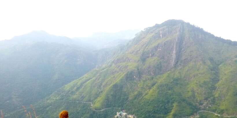From Nuwara Eliya: Ella City Tour with Little Adam's Peak - Transfer comfort: air-conditioned ride and an English-speaking chauffeur