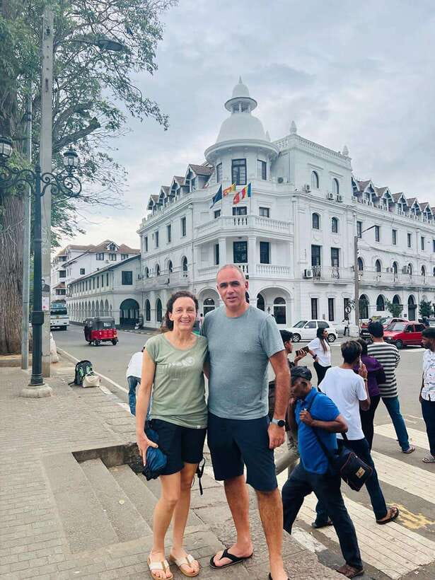 From Sigiriya: Kandy Drop and City Tour with Key Stops - Kandy city tour, Kandy Lake Club stop, cultural dance, and the market