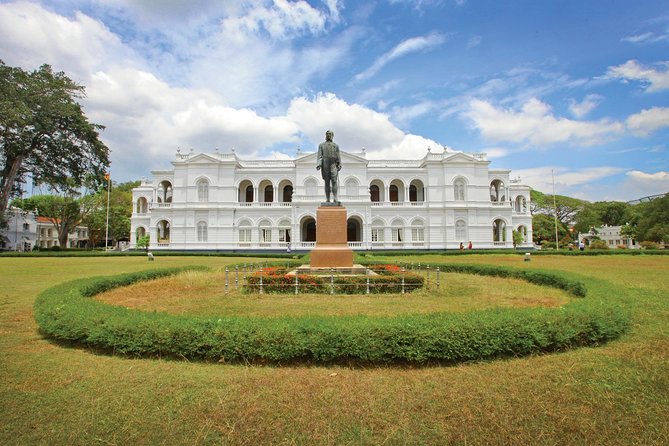 Full Day Colombo City Tour - Independence Square, Old Parliament Complex, and British echoes at York Street
