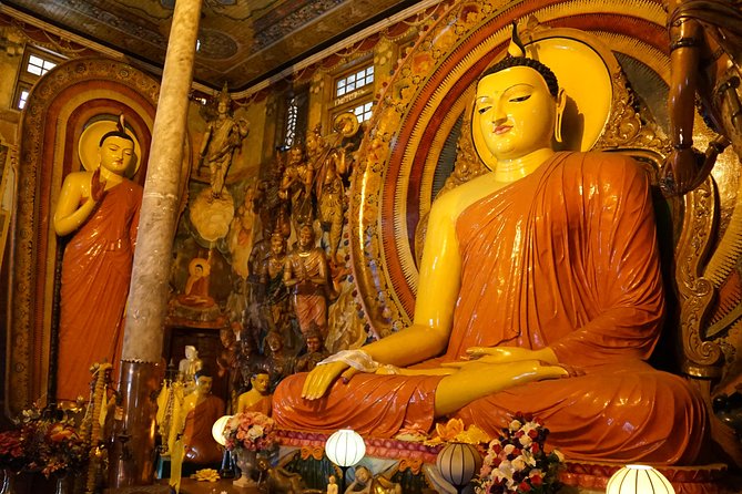 Full Day Tour to Sigiriya & Dambulla from Negombo - Oakray Woodcarvings: A Short Stop With Tangible Souvenirs
