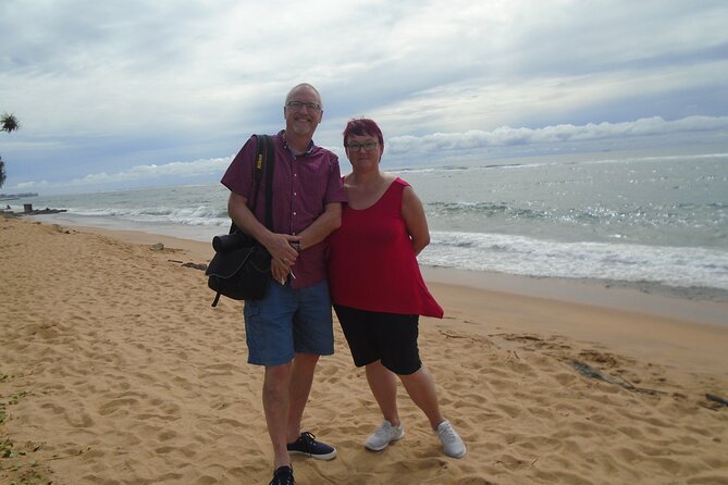 Fun and Scenic Negombo Tour by Tuk Tuk - St. Mary’s Church and Sri Muthu Mari Amman Temple: The “Little Rome” Mix