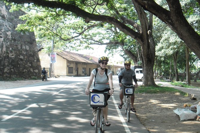 Galle Fort and City Cycling Tour - Choice of E-Bike or Manual - Galle Lighthouse: 1939 and the view you’ll remember