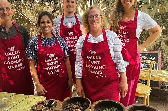 Galle Fort cooking class - The core routine: traditional “healthy curry” cooking, step by step