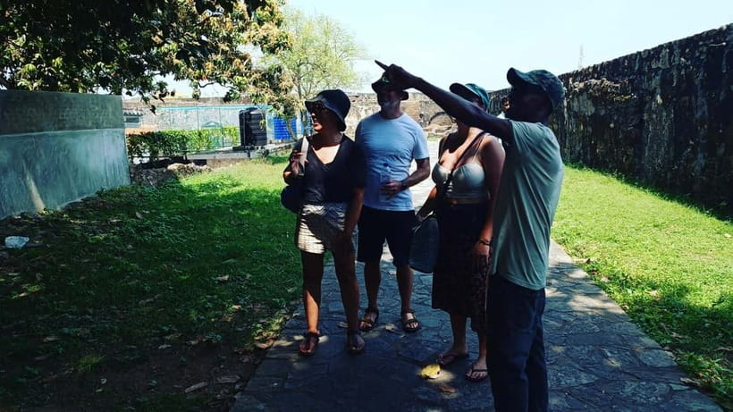 Galle Fort: Small Group Guided Walking Tour with a Local - Dutch hospital and the lighthouse area: where the coast changes everything