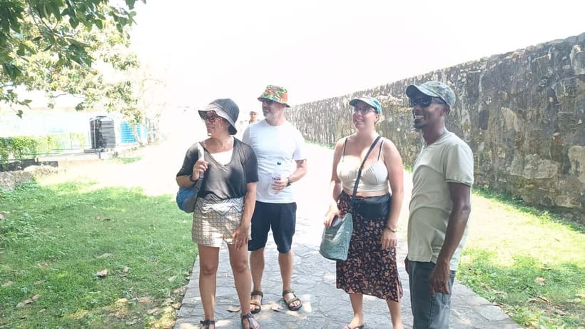 Galle Fortt Guided Walking Tour with a Local - Dutch Hospital and the lighthouse remnants: dramatic engineering, explained