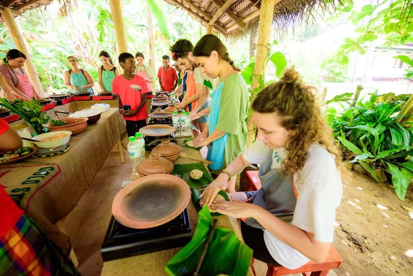 Galle: Sri Lankan Cuisine Cooking Experience - Should I book this Sri Lankan cooking class in Galle?