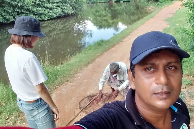 Half-Day Lagoon and Village Cycling Tour in Galle - Galle Lagoon Cycling: What This Ride Feels Like
