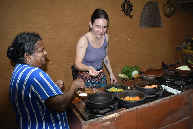 Kandy Budget Cooking Class - Lunch and dinner: you eat what you cook