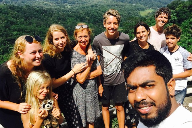 Kandy City guide Tour and day trip private luxury car and van - National Gem and Gemological Museum: good, hands-on learning