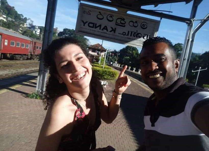 Kandy City Tour & Ambuluwawa Tuk Tuk Adventure - Kandy View Point, then culture: the day’s energy shift