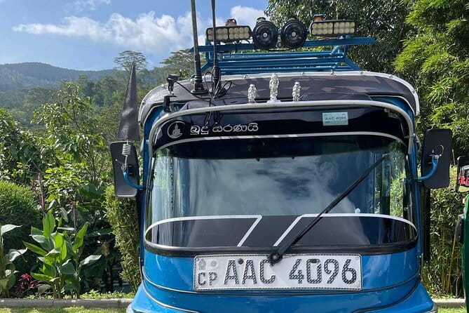 Kandy City Tour With Modern Tuk Tuk - The Temple of the Sacred Tooth Relic: Kandy’s main spiritual stop