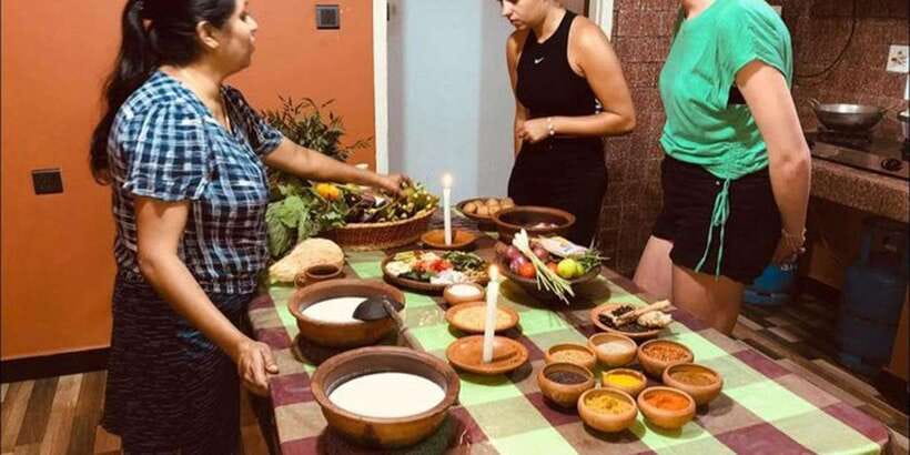 Kandy Cooking Class At Best Kandy Kitchen - Coconut sambol and coconut roti: the flavors to remember