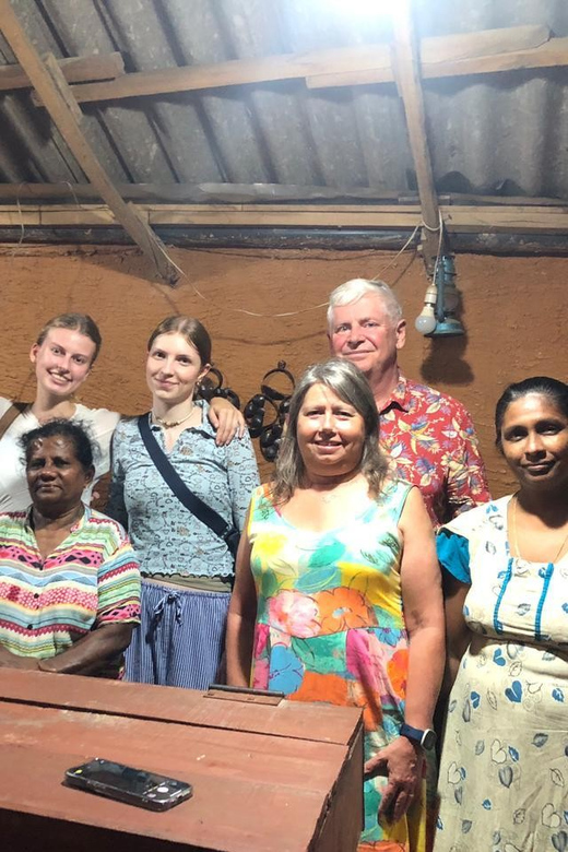 Kandy Cooking Class with Granny - The Hands-On Menu: Rice, 7 Vegetables, Curries, Sambol, Papadam, and Dessert