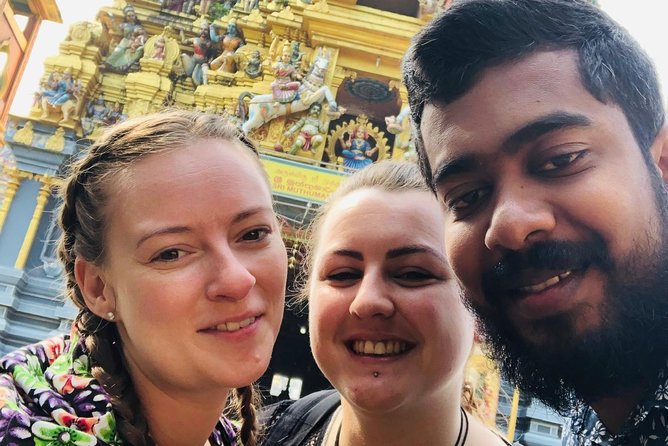 Kandy - Minneriya National park & Sigiriya Rock by tuk tuk tours - Ayurvedic village / spice-style visit: what you’ll actually do for one hour
