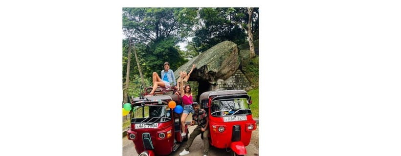 Kandy Private Guided City Day Tour by Local Tuk Tuk - The Sacred Tooth Relic Area: Why It’s the Main Event