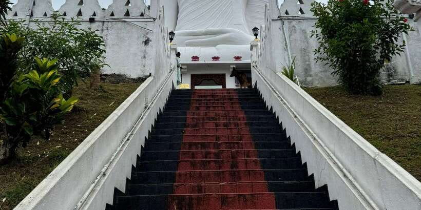 Kandy: Private Guided Tour with Local Highlights by Tuk Tuk - Kandy by tuk tuk in 4 hours: what the pacing really means