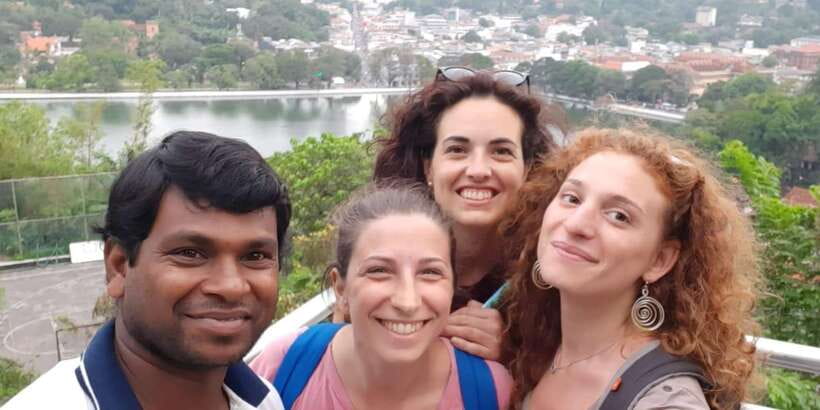 Kandy: Private Guided Tour with Local Highlights by Tuk Tuk - Price and value: why $9 per person can be a bargain