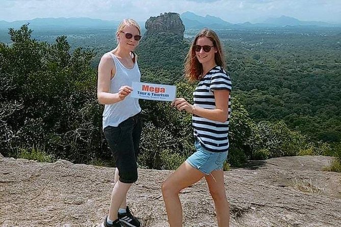 Kandy to Dambulla Cave Temple and Sigiriya - Day Tour - Stop 2: Matale Herbal and Spice Garden for real spice talk