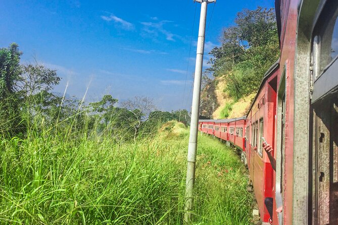 Kandy to Ella train ride on (Train No: 1015 "Udarata Menike") - What the Train Day Looks Like, From Kandy Toward Ella