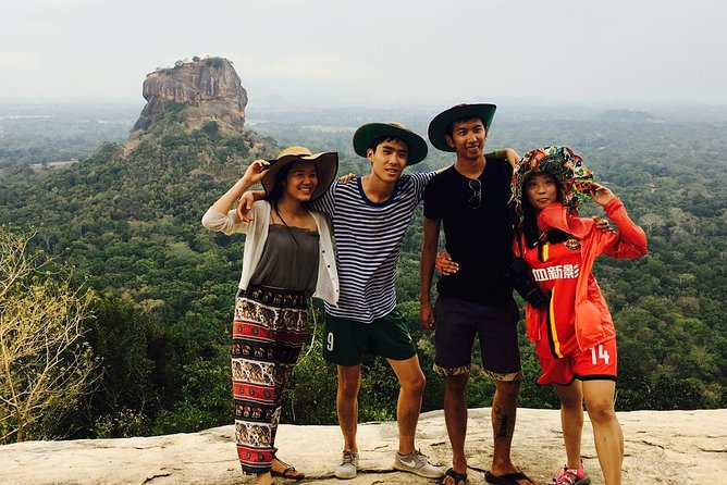 Kandy to Sigiriya Day Tour and Dambulla cave temple with private vehicle - On-the-road extras: food stops, A/C comfort, and customization