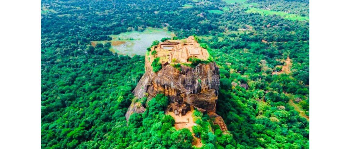 Kandy to Sigiriya Day Tours Tuk Tuk by Local - Tuk tuk logistics: small group comfort and a guide who changes the plan