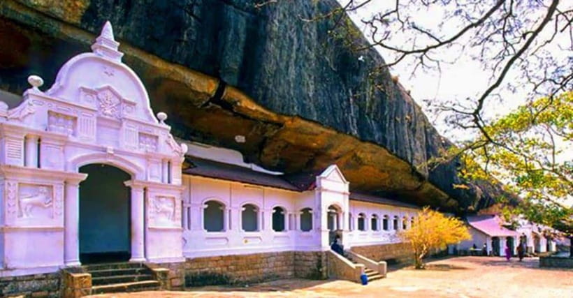 Kandy to Sigiriya Private Tour by Tuk Tuk with All Fees - Matale Hindu Temple and the Mariamman connection